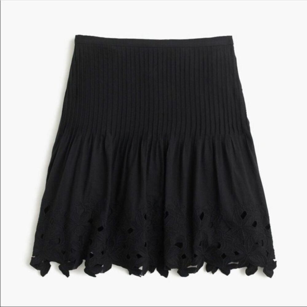 J Crew Eyelet Floral Pleated Mini Skirt, Black, Size 0 (runs big) 29" waist
